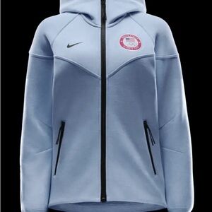 Nike Team USA Tech Fleece Windrunner